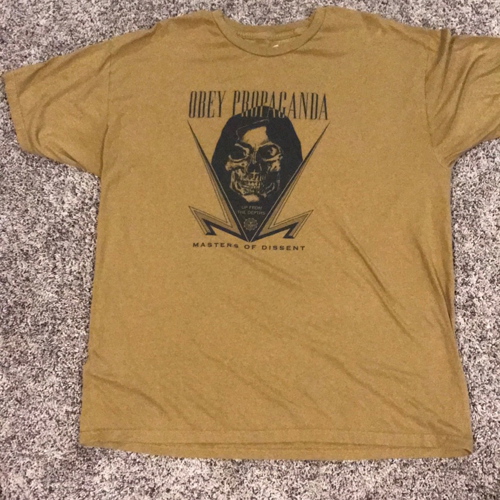 Obey shirt
